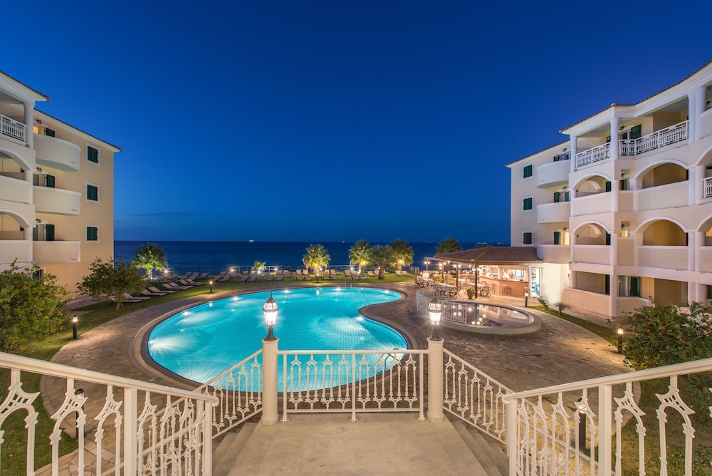 Windmill Bay Aparthotel in Zakynthos