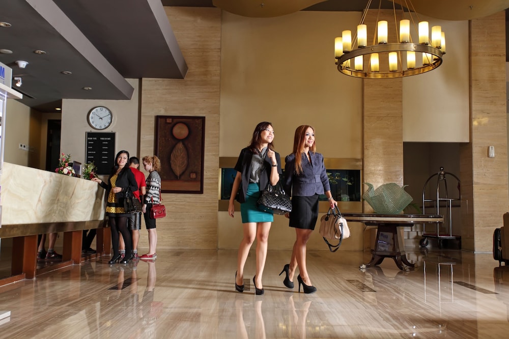 Lobby at Grand Serela Setiabudhi Bandung, BANDUNG