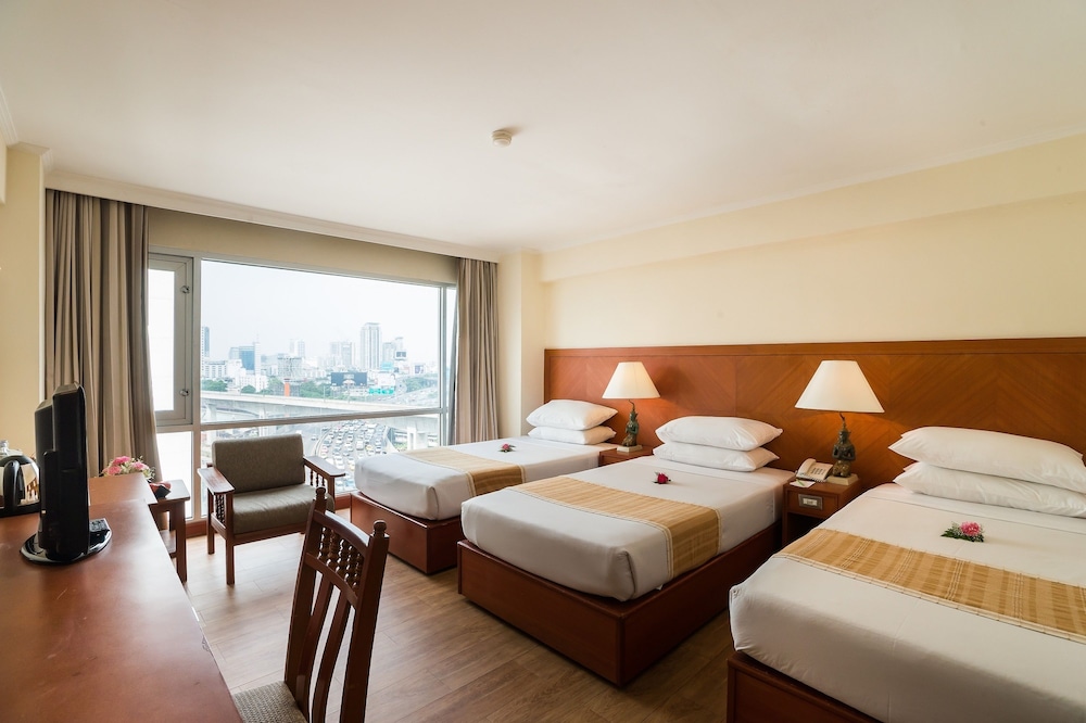 Bangkok Palace Hotel 29/75