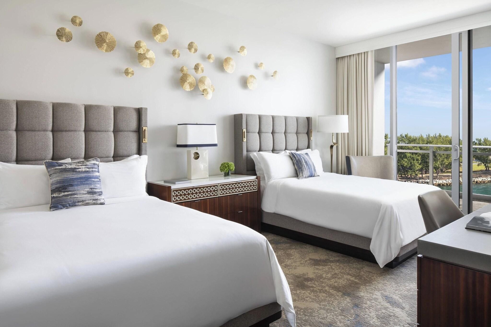 Room, Quadruple, with View