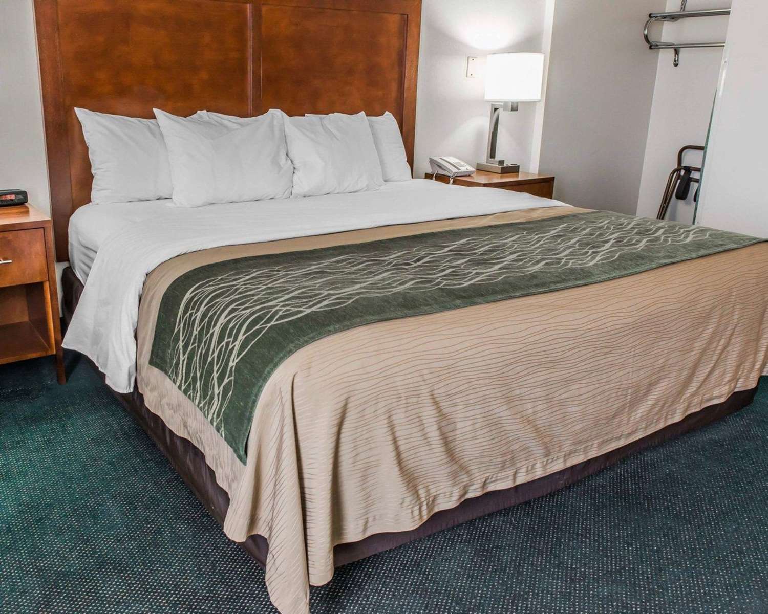Quality Inn Waynesburg PA 11/24