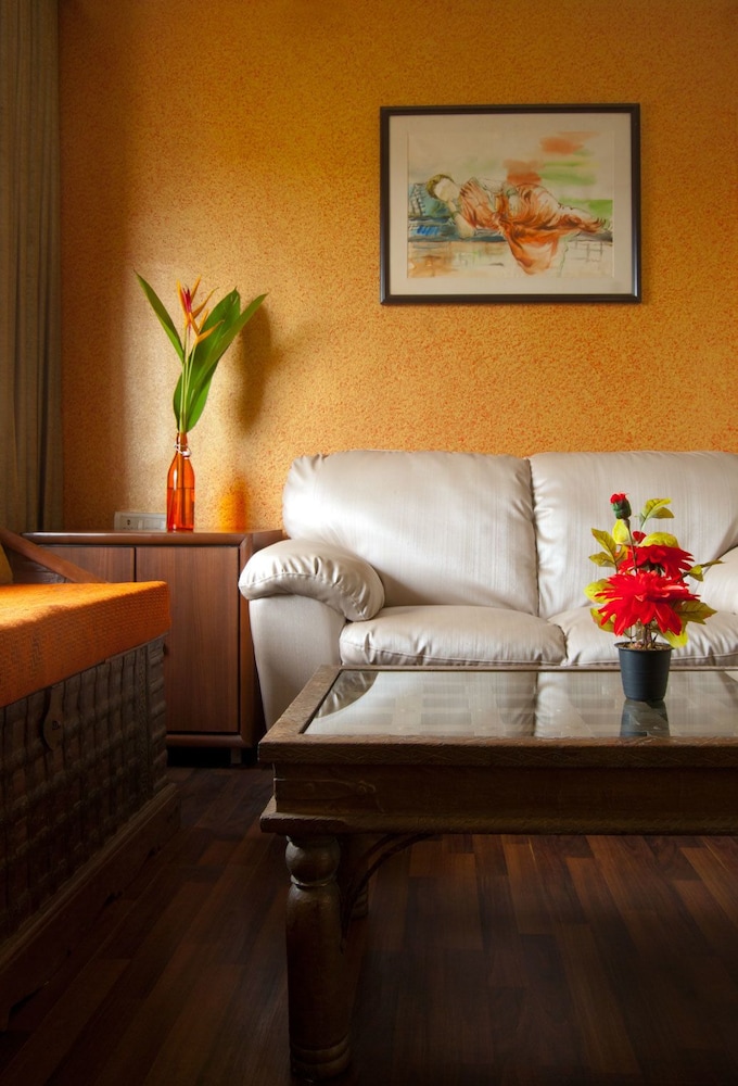 Landmark Asia Serviced Apartments 28/50