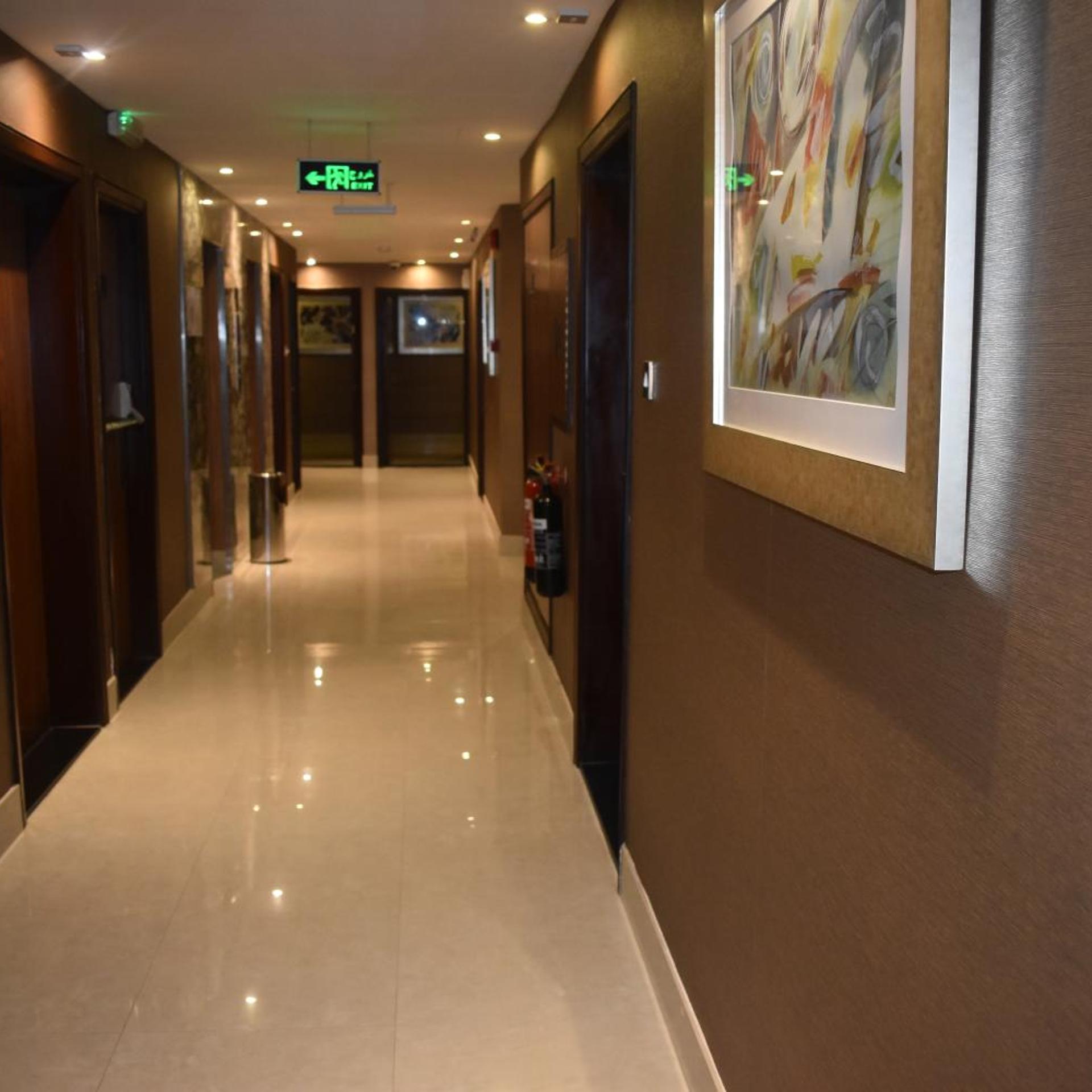 Emirates Plaza Hotel 16/27