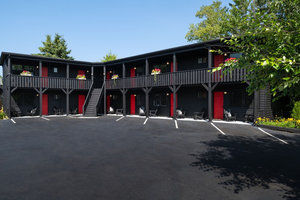 Placid Bay Hotel 1/50