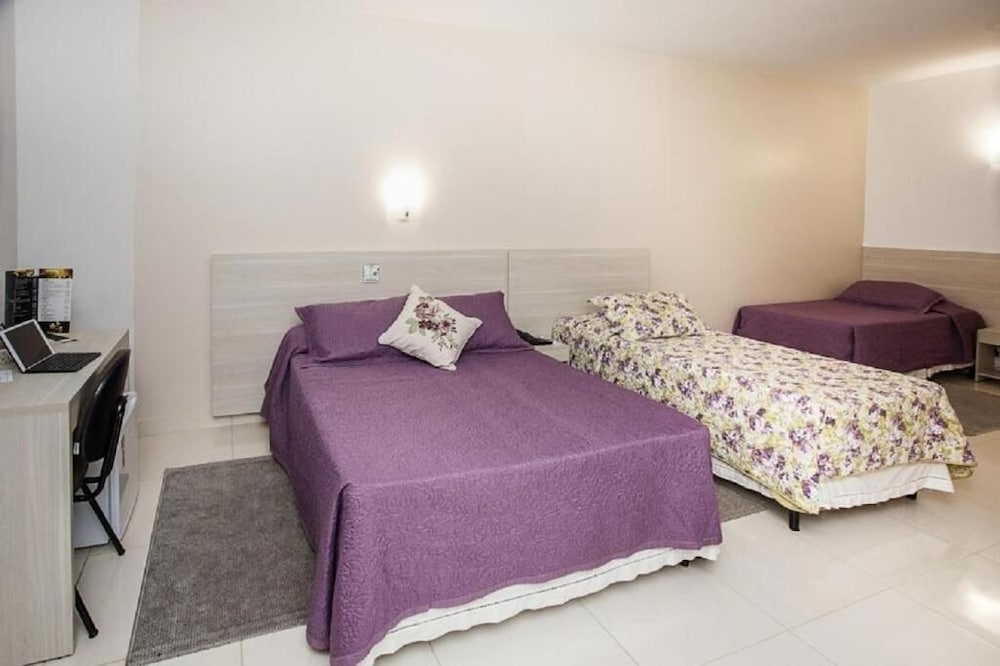 Alves Hotel 17/50