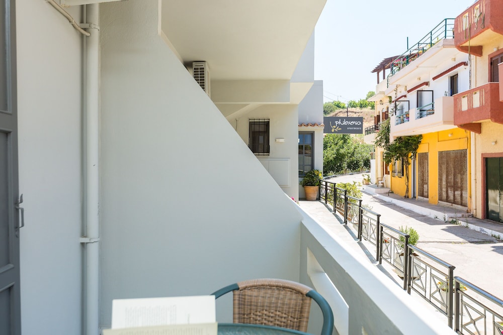 Philoxenia Apartments 9/50