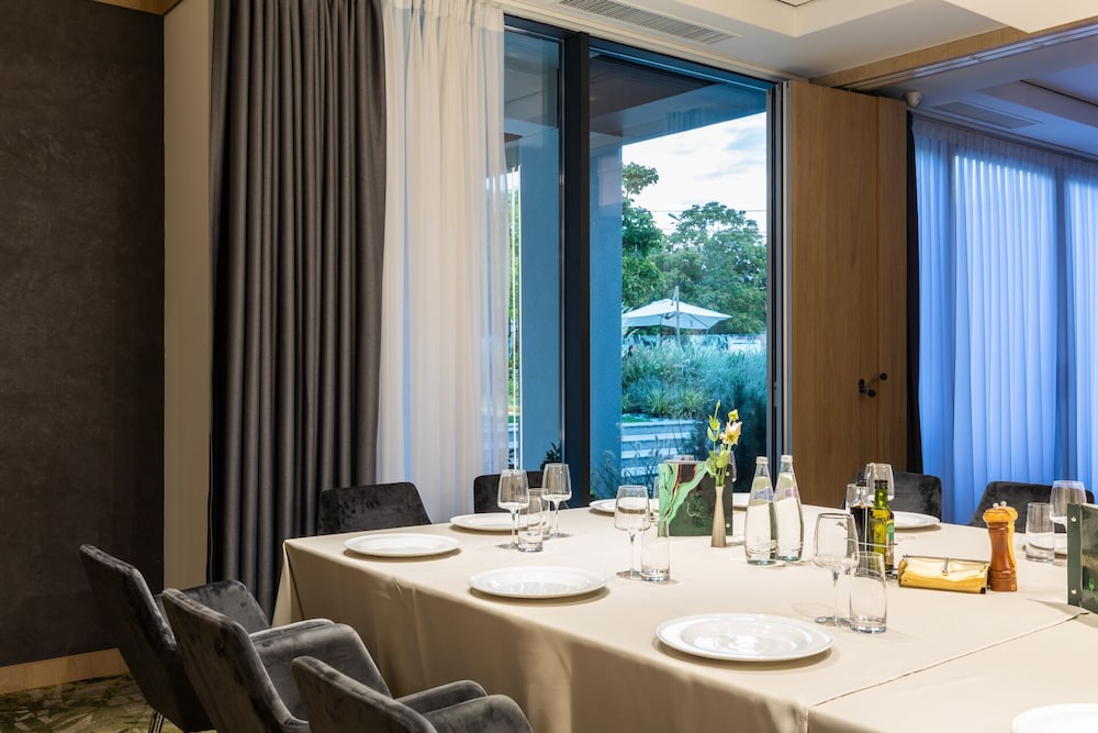 Ramada by Wyndham Slatina Parc 34/49