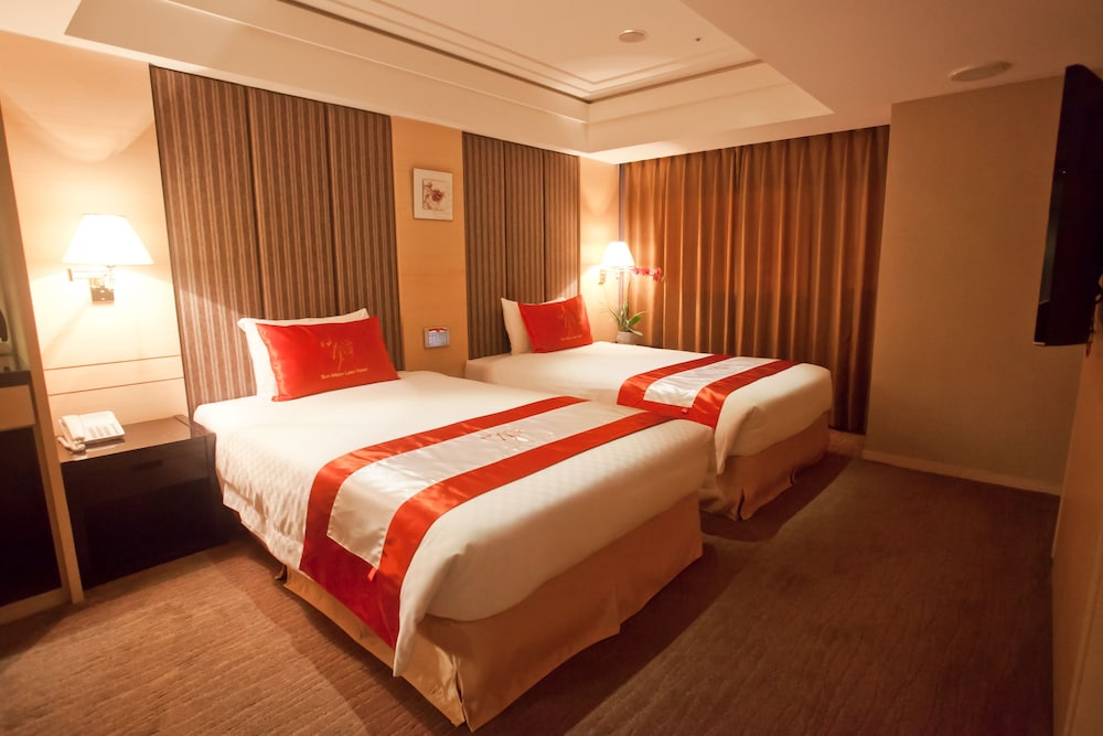 Sun Moon Lake Hotel 27/74