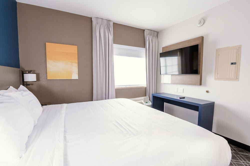 Comfort Inn & Suites Memphis Germantown 22/50