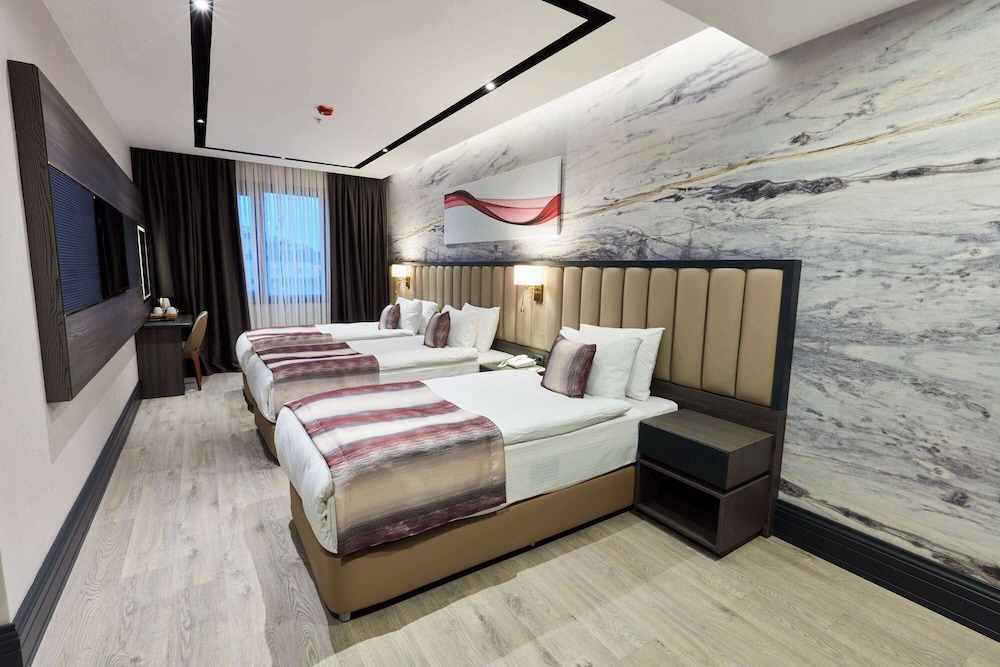 STANDARD, 3 BEDS