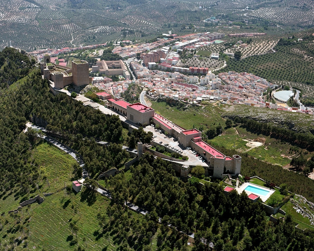 Parador De Jaen 38/50
