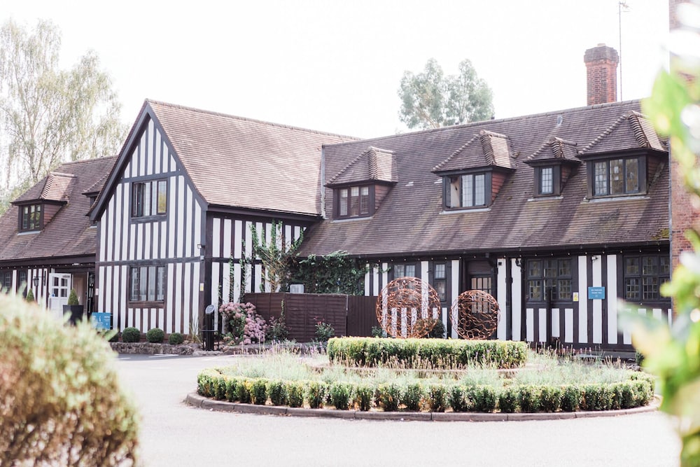 Hogarth S Stone Manor 2/73