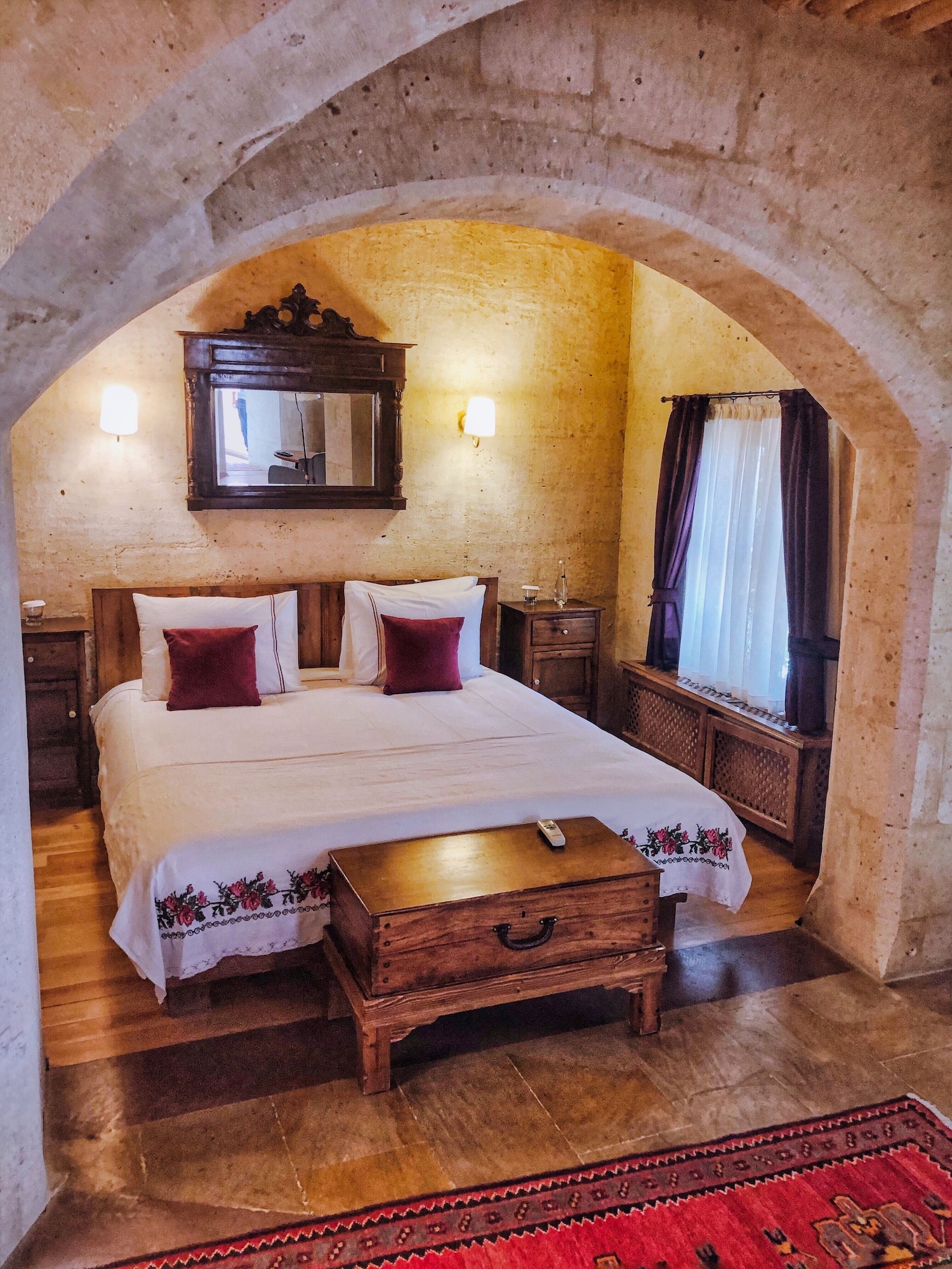 Royal, Suite, King Bed, Queen Bed, Outdoor Jetted Tub