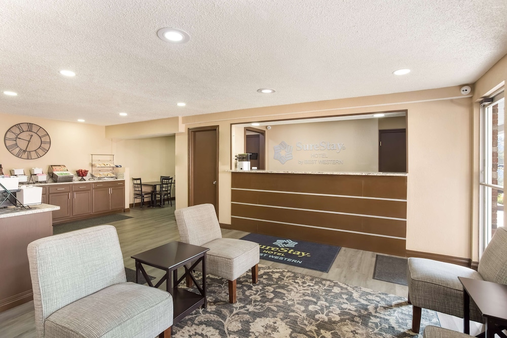 SureStay Hotel by Best Western Summersville 10/50