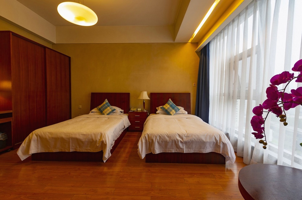 East King Business Hotel 24/50