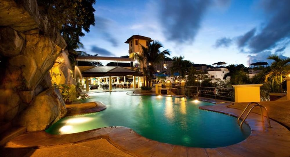 C N Resort And Spa 34/44