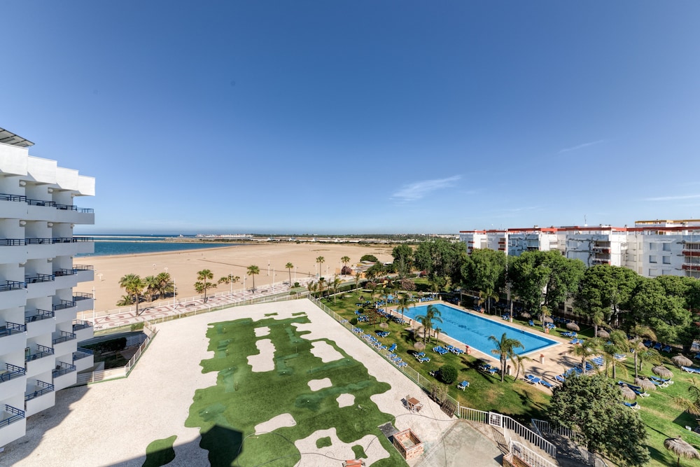 Puertobahia And Spa 8/70