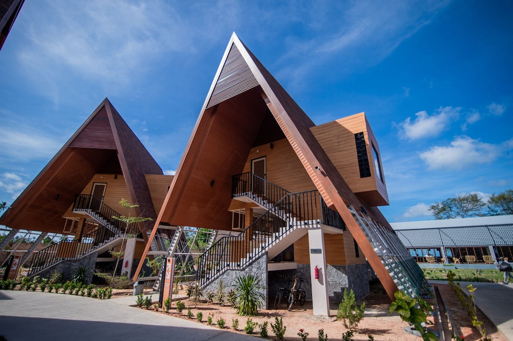 One Of a Kind Resort Bintan 6/40