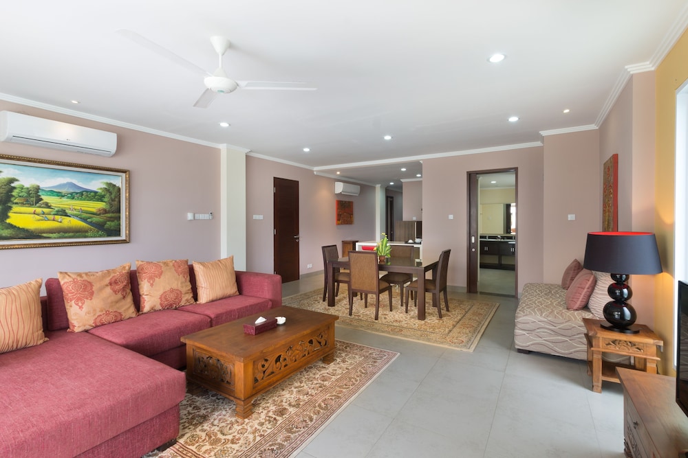 Peninsula Bay Resort 29/50