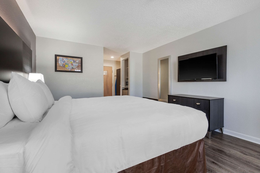 Econo Lodge At The University 19/41