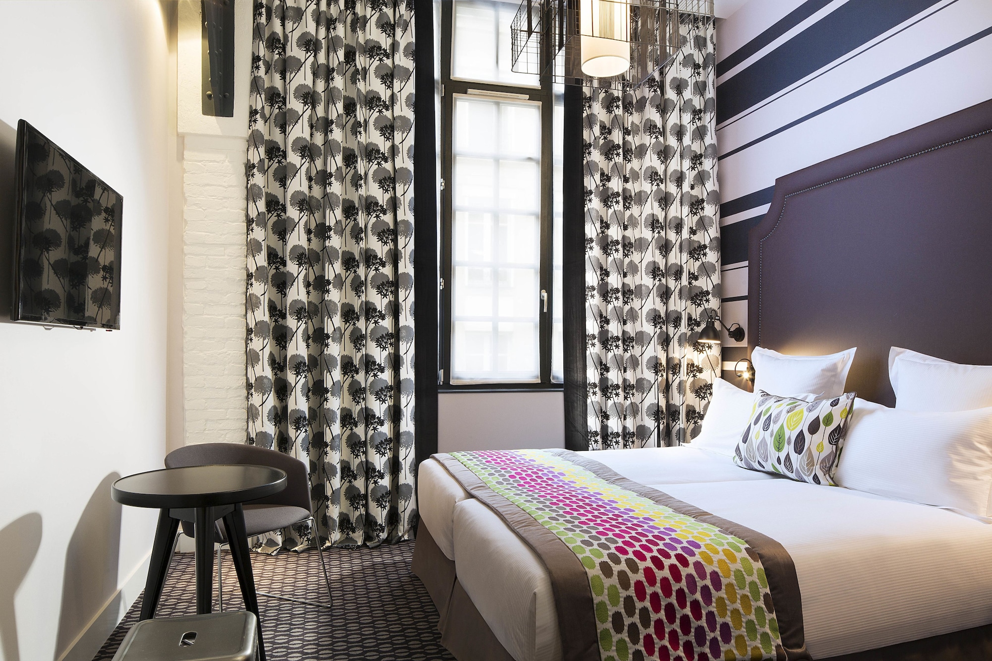 SUPERIOR, DOUBLE BED