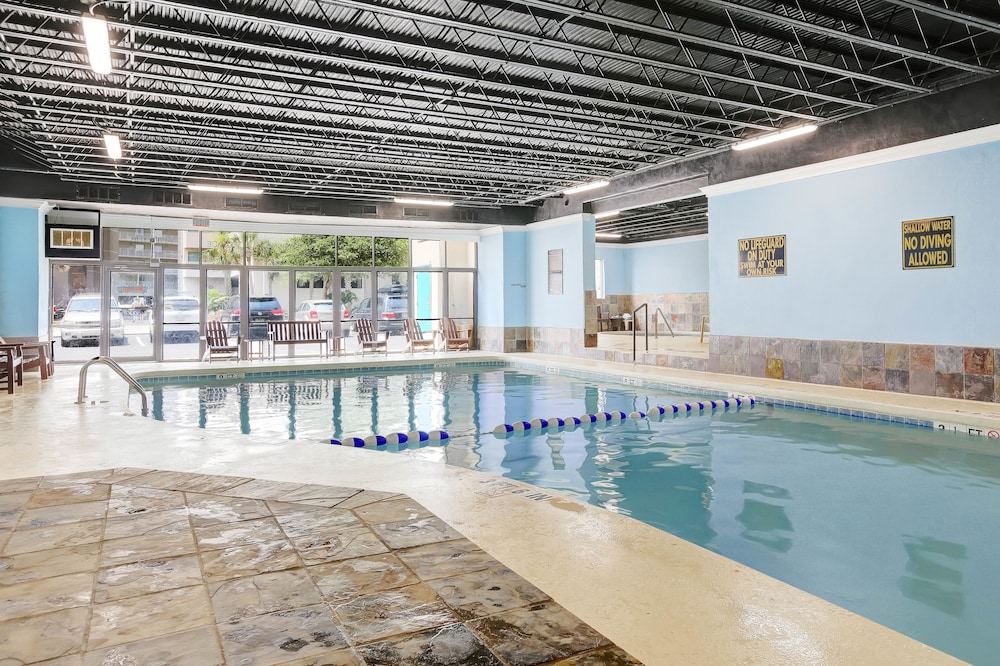 Sand Dunes Resort Hotel 36/50