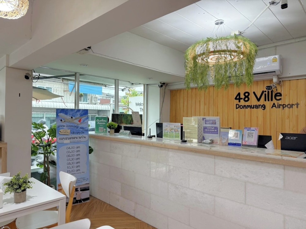 48 Ville Donmuang Airport 13/83