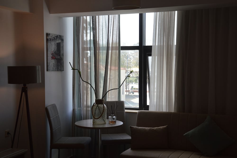 Aqua Mare Sea Side Rooms 29/50