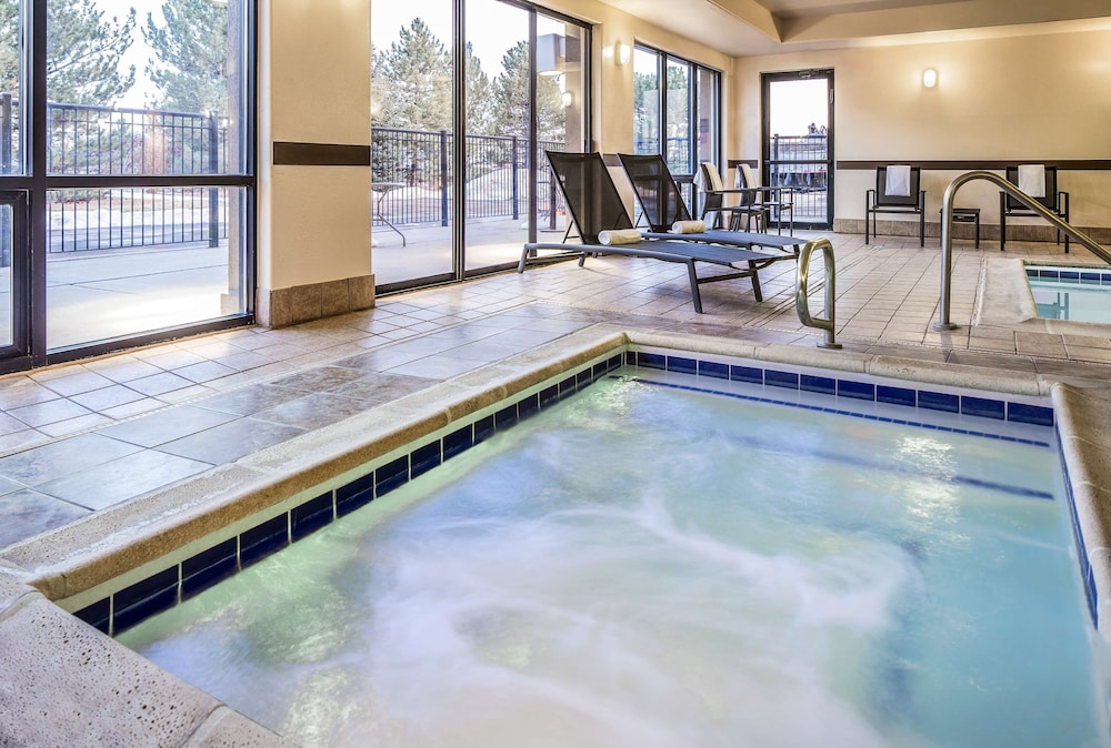 Hampton Inn Loveland 23/41