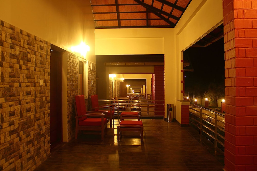 LEISURE VACATIONS WOODSTOCK VILLAS 18/50