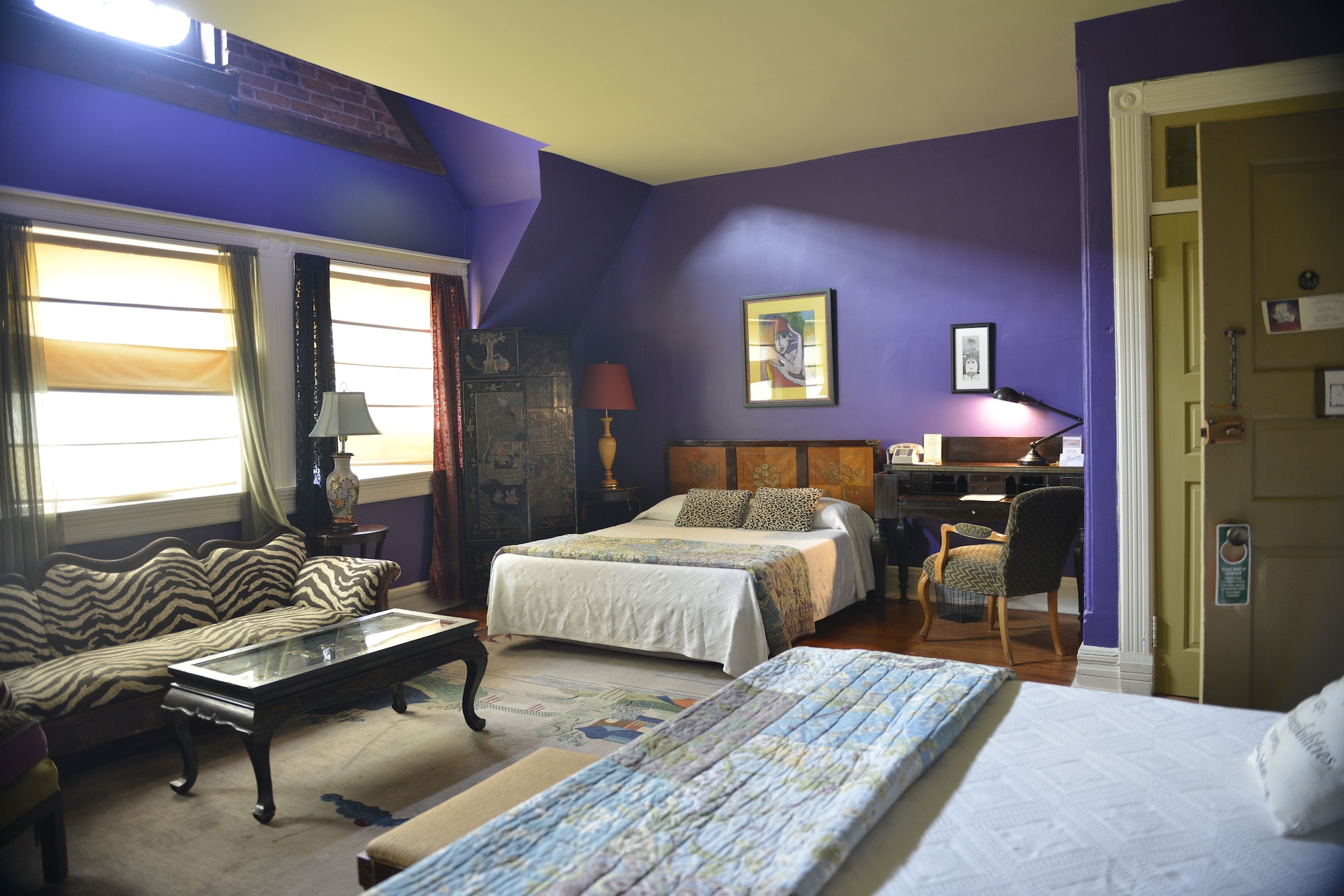 room, 2 double beds, private bathroom