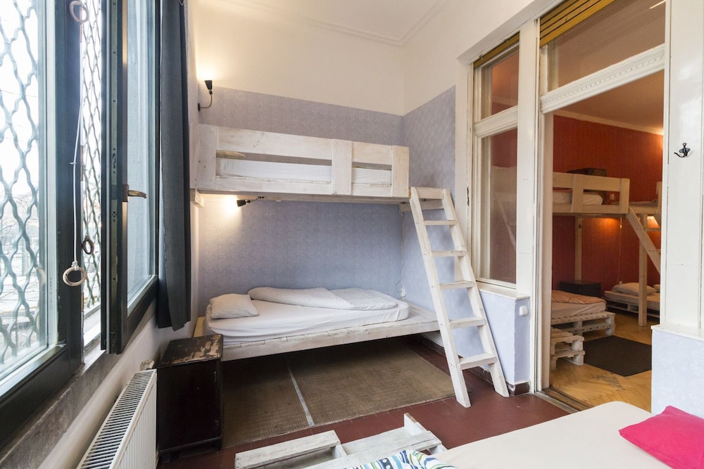 Baroque Hostel Budapest 10/76