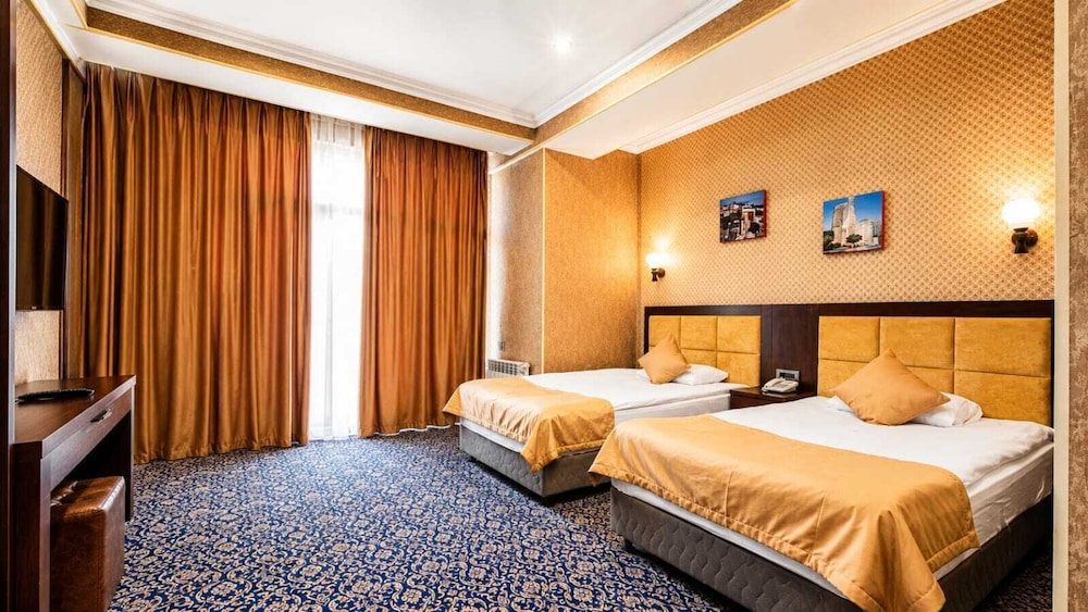 Ruma Qala Hotel 20/50