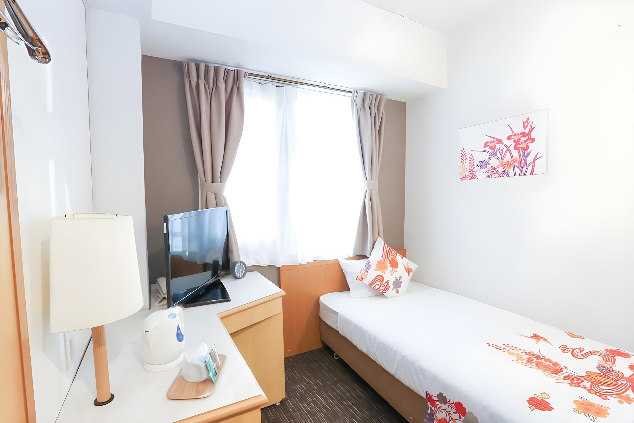 Semi Room, Single Bed, Semi Double Bed