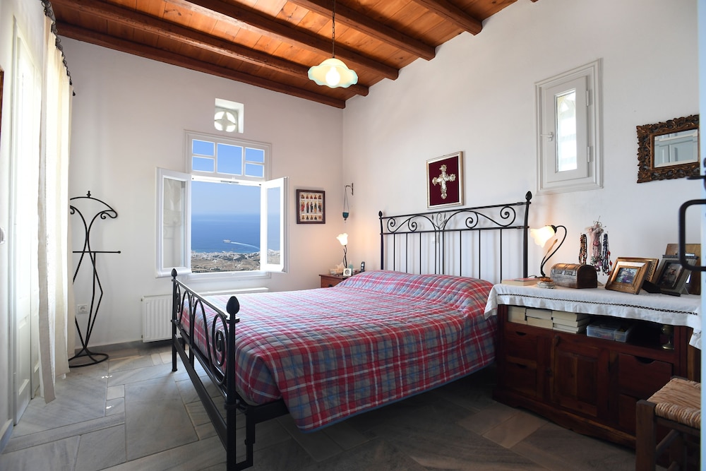 Tinos Sky View Villa 10/50