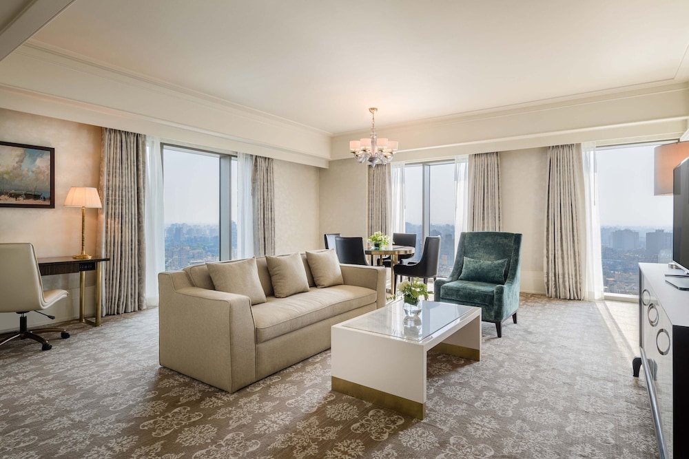 The St. Regis Cairo 48/82