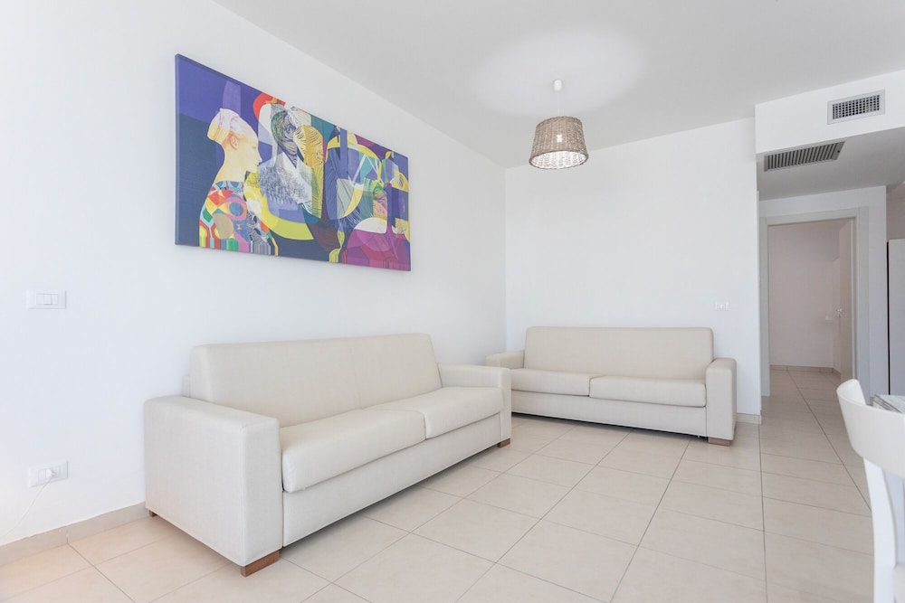 19 Summer Suites 40/60