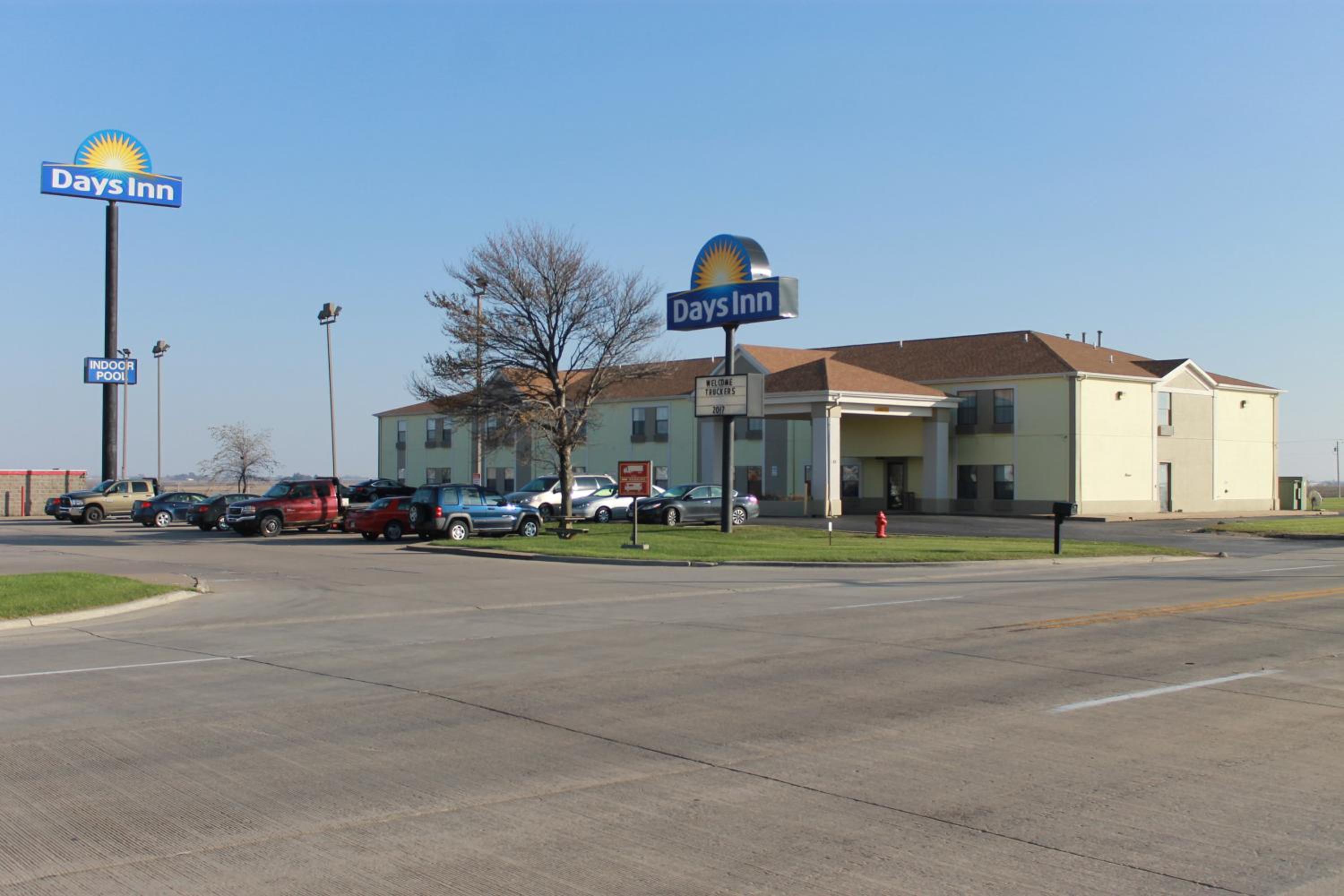 Days Inn by Wyndham Walcott Davenport 56/58