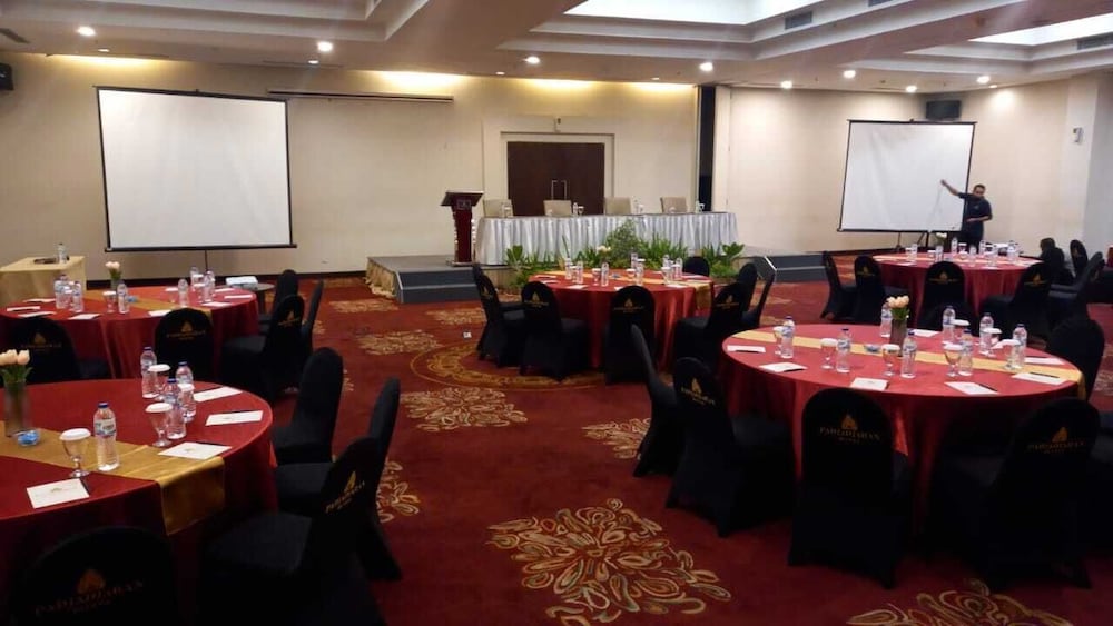 Padjadjaran Hotel 59/70