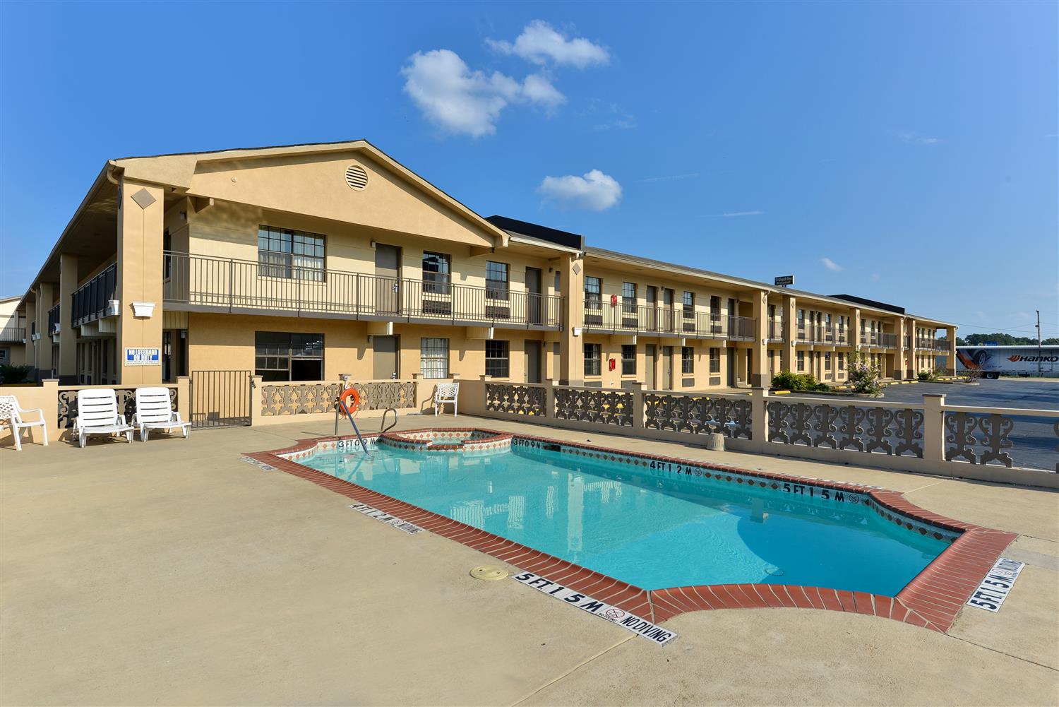 Americas Best Value Inn & Suites Arkadelphia 1/9