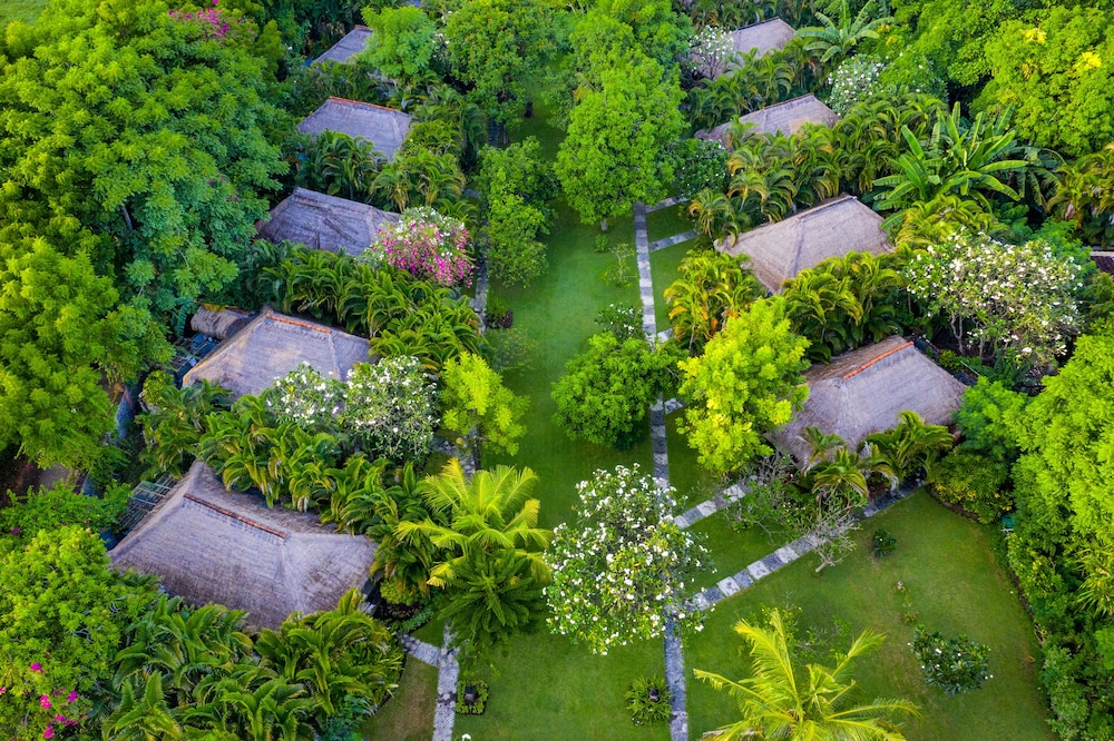 Taman Selini Wahana Beach Resort 27/33