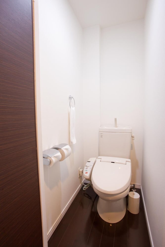Kuretake Inn Premium Hamamatsucho 44/50