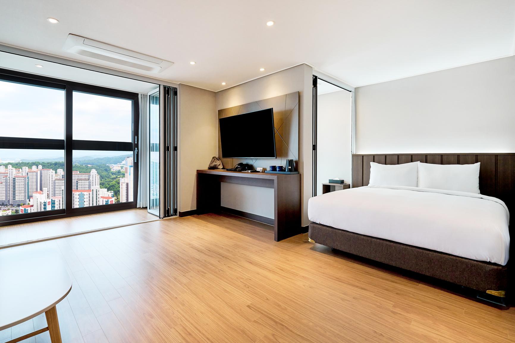Ondol, Premier, Queen Bed