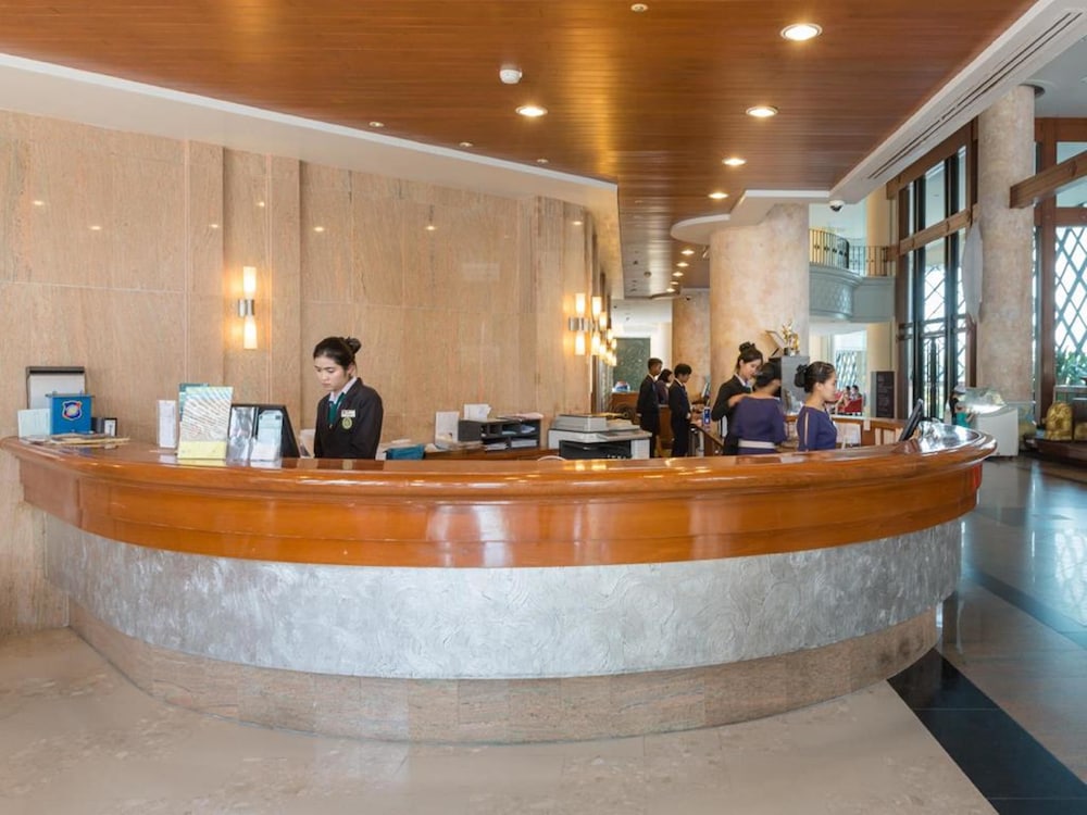 Long Beach Garden Hotel Pavilions 6/50
