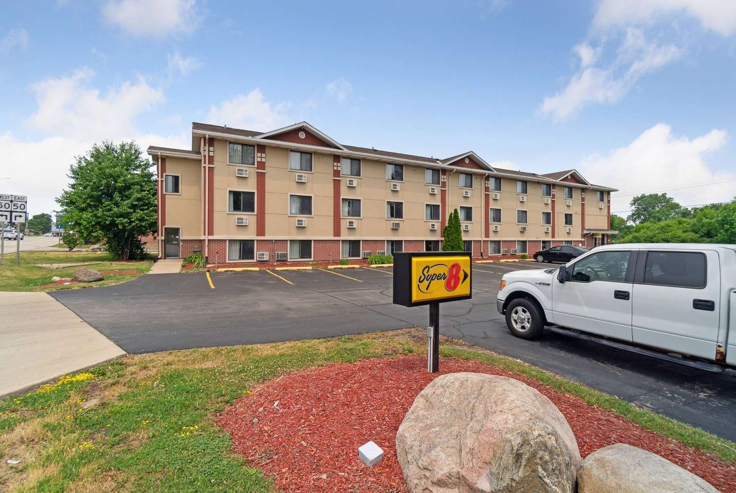 Super 8 By Wyndham Kenosha/Pleasant Prairie 20/29
