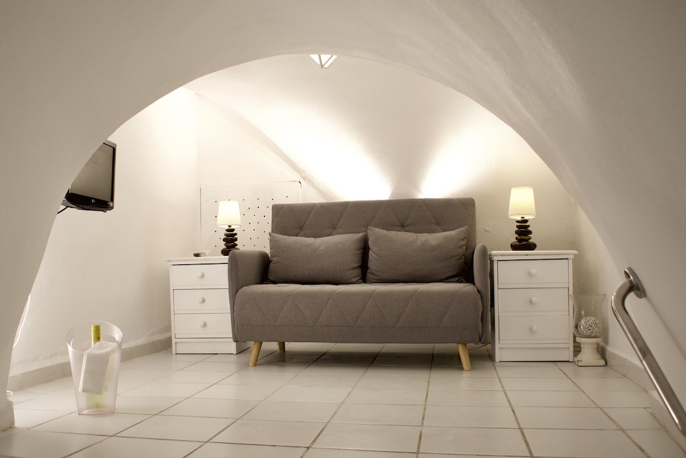 Aeolos Art and Eco Suites - Adults Only 85/109