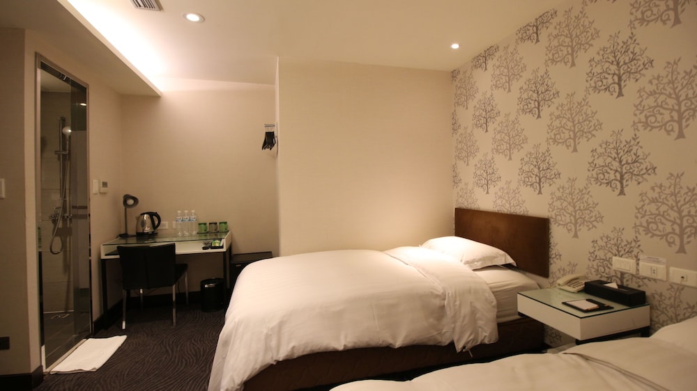 Hotel Puri Ximen Branch 34/65