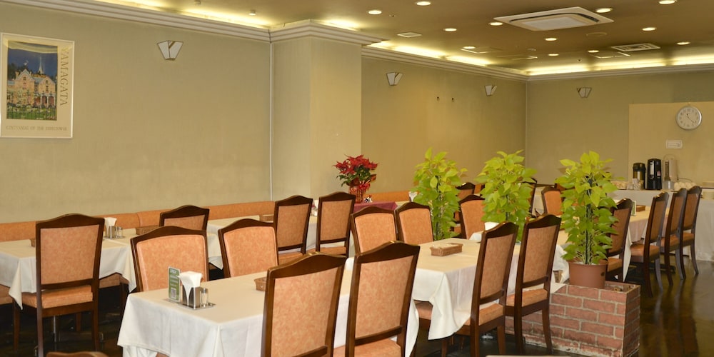 restaurant-cafeteria