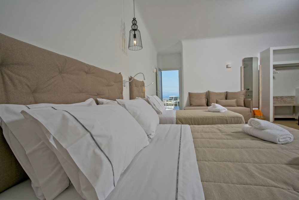 Nida Mykonos 9/20