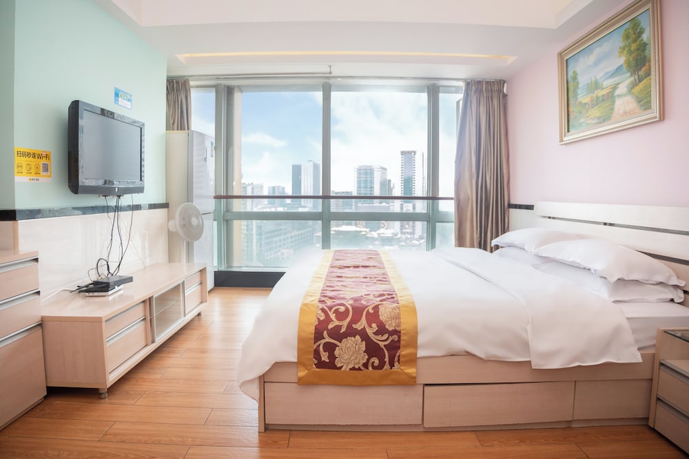 Sunny Private Apt Of Grand Continental 13/50